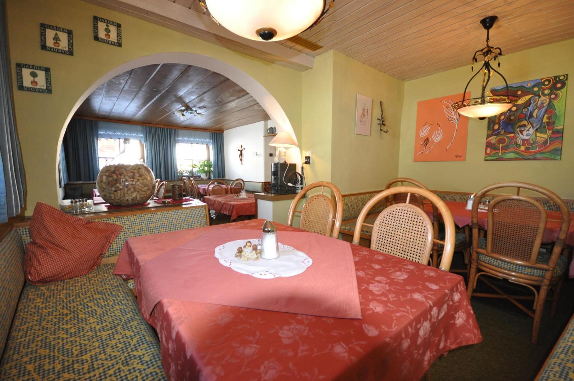 Hotel Haus Bergfrieden Lermoos Zewnętrze zdjęcie