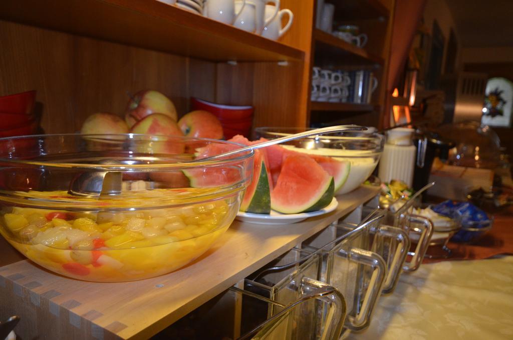 Hotel Haus Bergfrieden Lermoos Zewnętrze zdjęcie