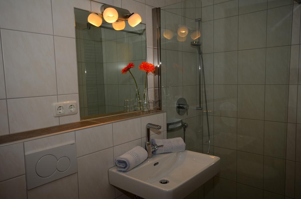 Hotel Haus Bergfrieden Lermoos Zewnętrze zdjęcie